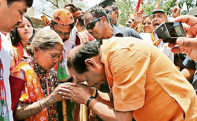 रांची : मुख्यमंत्री ने ईचागढ़ के लुपुगडीह में की सभा, कहा, सीएनटी-एसपीटी एक्ट के दायरे वाली जमीन को भी मिले लोन