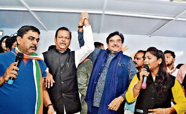 रांची : वन मैन शो और टू मैन आर्मी बन कर रह गयी है भाजपा : शत्रुघ्न