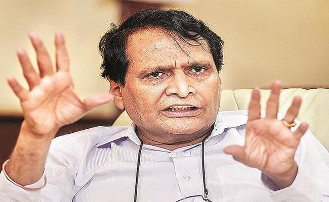 फणी प्रभावित इलाकों में मदद के बढ़े हाथ, सुरेश प्रभु ने उद्योग मंडलों से की राहत कार्य चलाने की अपील
