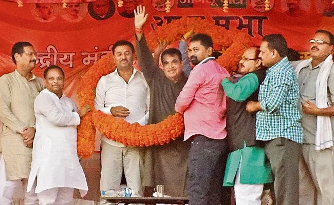 धनबाद : इच्छाशक्ति से कचरे से भी निकाल सकते हैं सोना : गडकरी