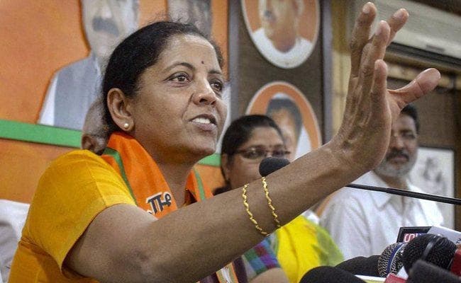 INS Virat पर बोलीं सीतारमण - कांग्रेस ने देश की जल, थल एवं वायु तीनों सेनाओं का दुरुपयोग किया