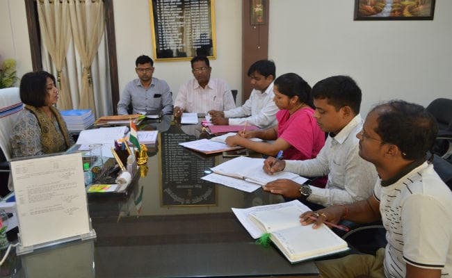 बायोमेट्रिक उपस्थिति के आधार पर ही होगा वेतन का भुगतान : उपायुक्त