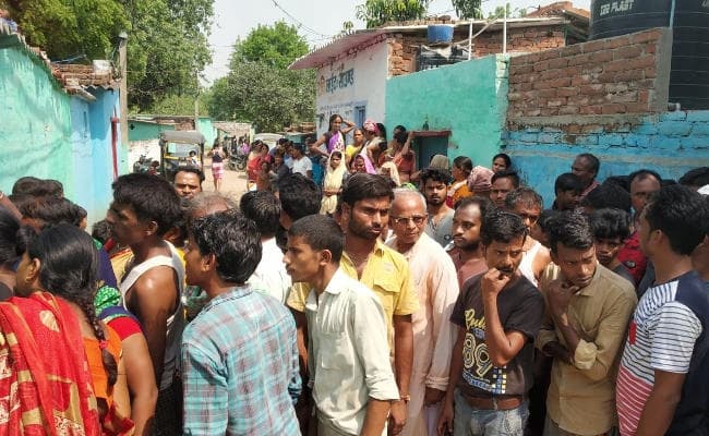 आइपीएल मैच देखने के बाद बोकारो में युवक ने पड़ोसी के घर में लगा ली फांसी