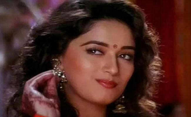 बर्थडे: इस सिंगर से होनेवाली थी माधुरी दीक्षित की शादी, लेकिन कर दी गईं रिजेक्ट