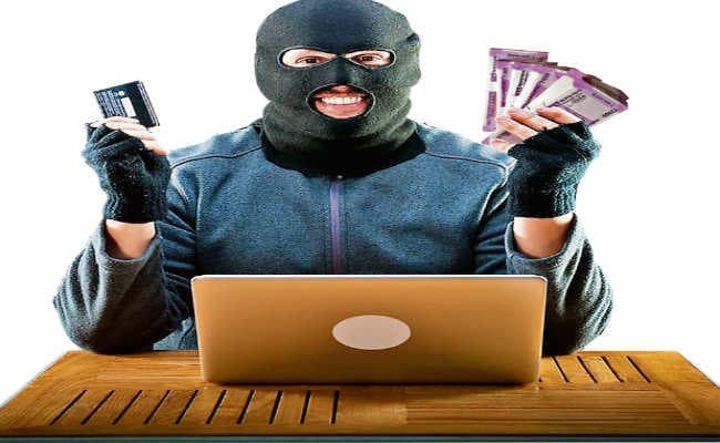 साइबर क्राइम: जरा सी चूक और बैंक एकाउंट खाली