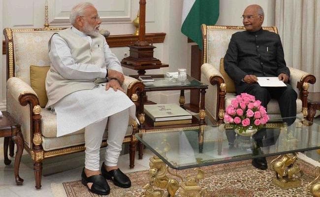 केंद्रीय मंत्रिपरिषद ने राष्ट्रपति को सौंपा इस्तीफा, कैबिनेट की बैठक में लोकसभा भंग करने की सिफारिश