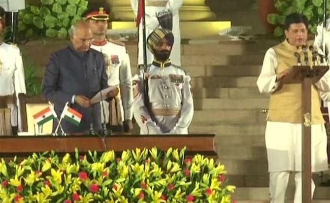 पीयूष गोयल : अपने काम से पहचान बनाने वाले गोयल की ‘मार्कशीट” रही शानदार पीयूष गोयल : अपने काम से पहचान बनाने वाले गोयल की ‘मार्कशीट” रही शानदार