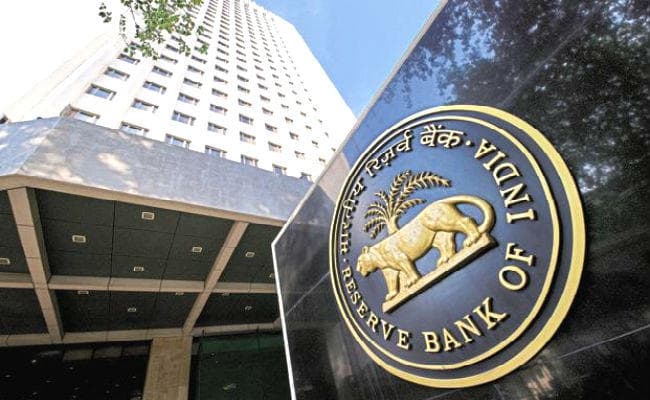 मौद्रिक नीति समीक्षा में रेपो रेट में 0.25% की कटौती कर सकता है रिजर्व बैंक : विशेषज्ञ