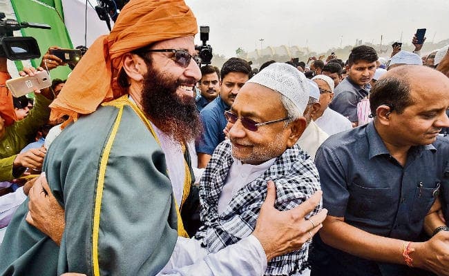 मुख्यमंत्री नीतीश ने गिरिराज का नाम लिये बिना कहा, धर्म को बदनाम करना चाहते हैं इधर-उधर की बात सोचने वाले