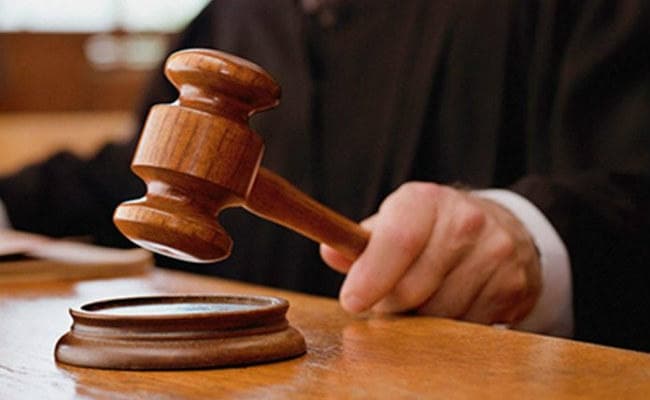 जर्मनी : जहरीला इंजेक्शन लगाकर 85 मरीजों की हत्या करने वाले पुरुष नर्स को आजीवन कारावास