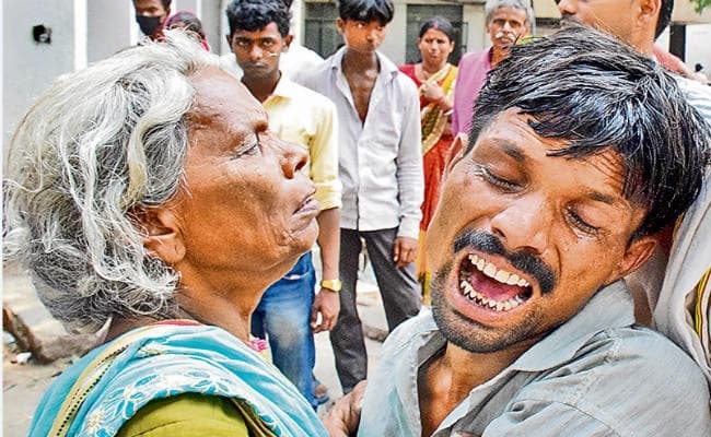 उत्तर बिहार में जानलेवा बनी चमकी बुखार, अबतक 20 बच्चों की मौत, 91 इलाजरत, आज निदेशक प्रमुख की टीम जायेगी मुजफ्फरपुर