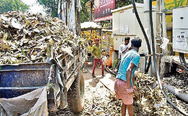 रांची : नयी व्यवस्था के पहले दिन निकले 300 वाहन, उठाया 400 टन कचरा