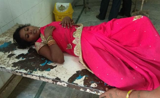 छत्तरपुर : सास, ननद और पति पर विवाहिता को जबरन जहर पिलाने का आरोप