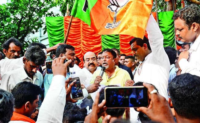 जूनियर डॉक्टरों के हड़ताल के मामले में मुख्यमंत्री ममता बनर्जी दें इस्तीफा : मुकुल राय