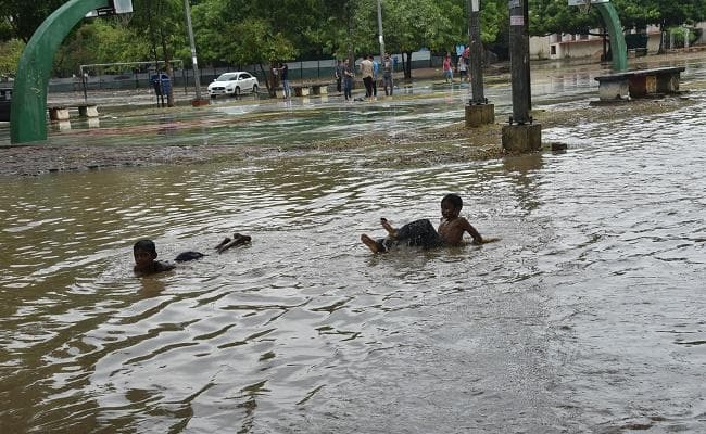 बिहार में कई स्थानों पर अच्छी बारिश से अधिकतम तापमान सामान्य से पहुंचा नीचे