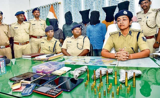 ज्वेलरी दुकानों से लूटपाट में छह धराये