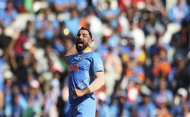 World Cup 2019: पारिवारिक तनाव के बाद भी विरोधियों को नहीं बख्श रहे शमी, उखाड़ रहे हैं विकेट