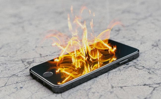 OMG! मोबाइल फोन के युवक ने भाई को मार डाला