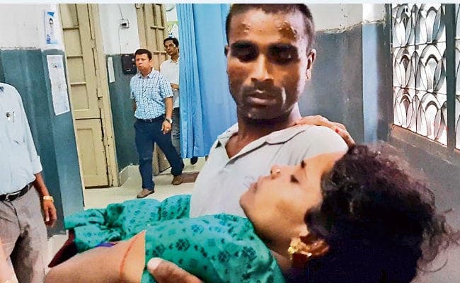 पटना : गर्भवती को नहीं मिली ट्रॉली, तीन दिन पहले जुड़वा बच्चे को दिया जन्म, एक की मौत