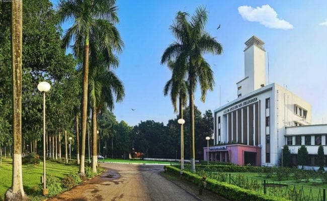 प्रतिष्ठित पुरस्कार से सम्मानित होंगे आईआईटी खड़गपुर के 20 पूर्व छात्र