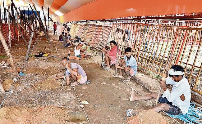 श्रावणी मेला-2019 : कांवरियों के लिए देवघर-बासुकीनाथ पथ पर बिछेगा बालू, सहरसा से भागलपुर के लिए चलेगी स्पेशल ट्रेन