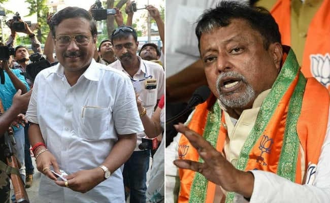 कोलकाता : देर रात हुई मुकुल राय और सब्यसाची के बीच बैठक