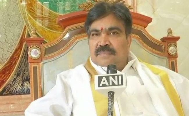 कर्नाटक में एक और निर्दलीय मंत्री ने दिया इस्तीफा, भाजपा के प्रति समर्थन व्यक्त किया