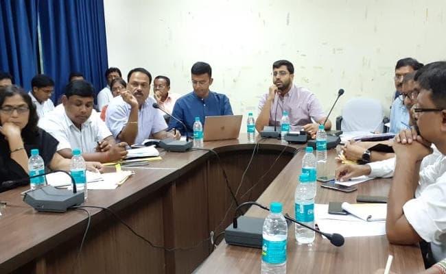 किसानों को पीएम किसान सम्मान निधि और मुख्यमंत्री कृषि आशीर्वाद योजना के पैसे देने में तेजी लाने के निर्देश