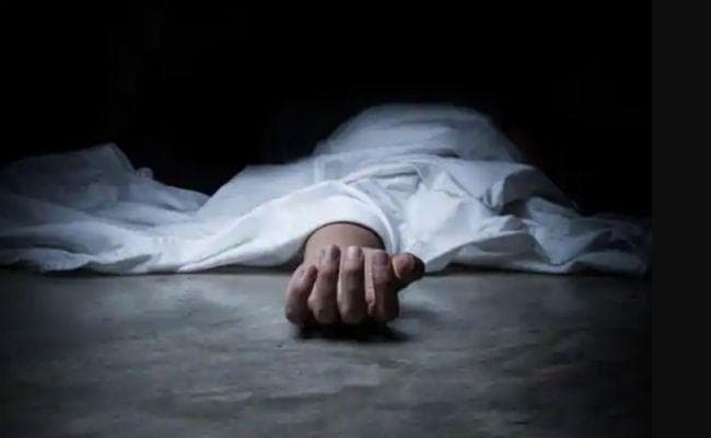 जंगल में महिला का शव बरामद, सनसनी