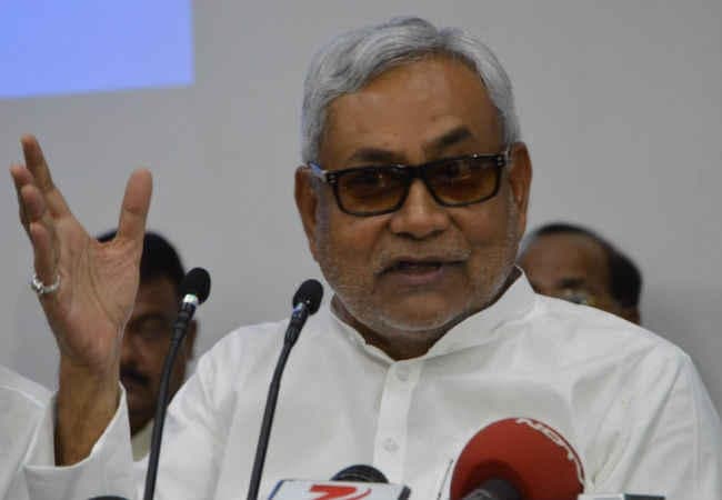 भूमि विवाद के चलते बढ़ीं हत्या की घटनाएं, रेप, घरेलू हिंसा, नक्सली हिंसा समेत अन्य वारदातों में आयी कमी : नीतीश