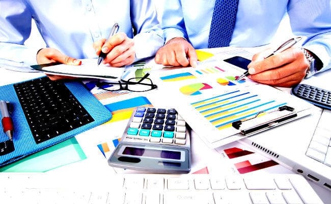 ईकोनॉमिक्स और प्रबंधन में है रुचि तो आप इन संस्थानों में ले सकते हैं दाखिला, बढ़ी है पेशेवरों की डिमांड