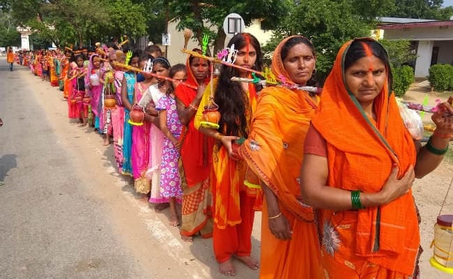 Sawan Somvar Vrat: सावन की पहली सोमवारी कल, शुभ योग में दो साल बाद शिवालयों में जलाभिषेक करेंगे शिवभक्त