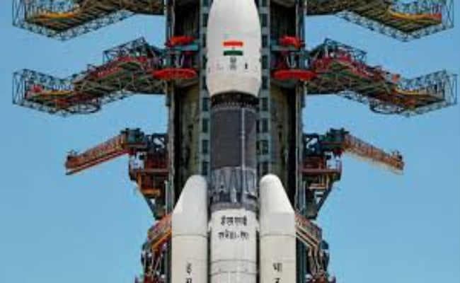 इसरो के मिशन की सफलता में पाथरोल के लाल अमरदीप भी