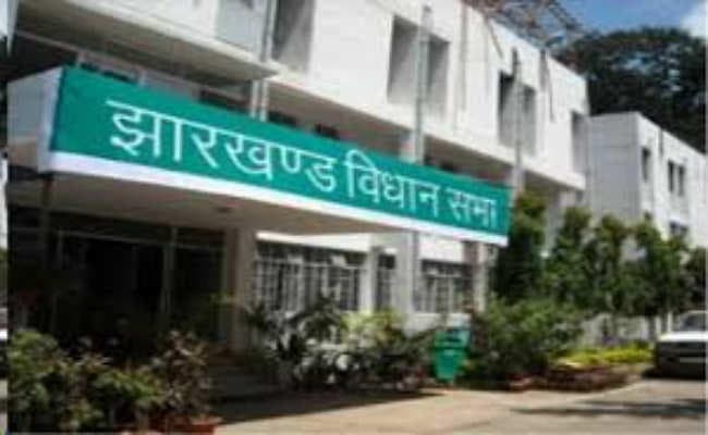 साढ़े तीन वर्षों से सही तरीके से नहीं चल रही है विधानसभा की कार्यवाही