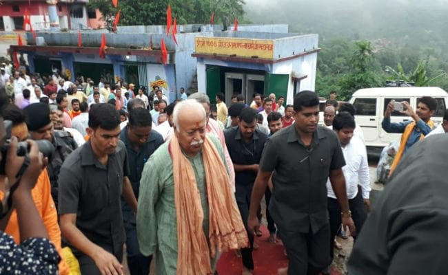 मोहन भागवत पहुंचे रामरेखा धाम, कहा – ”भारत बनेगा विश्व गुरू”