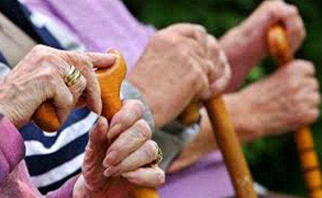 बुजुर्गों की सुरक्षा के लिए कोलकाता पुलिस सतर्क