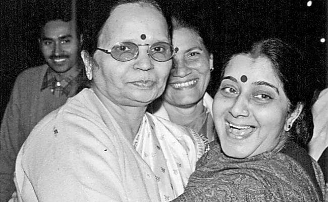 लोक संस्कृति की प्रवक्ता थीं सुषमा स्वराज