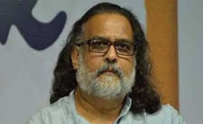 महात्मा गांधी के प्रपौत्र तुषार गांधी ने कहा, धारा 370 हटाने में लोकतांत्रिक प्रक्रिया नहीं अपनाई गयी