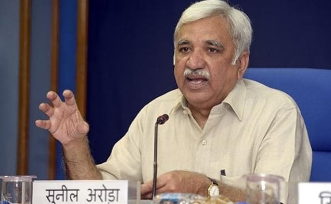 मुख्य निर्वाचन आयुक्त की दो टूक,- बैलेट पेपर से मतदान कराने का सवाल ही नहीं, बंगाल में अभी एनआरसी नहीं