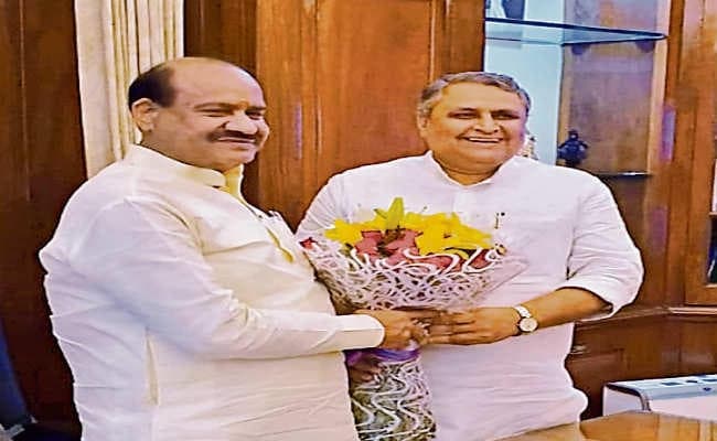 विश्वासमत प्रावधान पर अमल करने का निर्देश, विजय कुमार चौधरी ने की लोस अध्यक्ष से मुलाकात