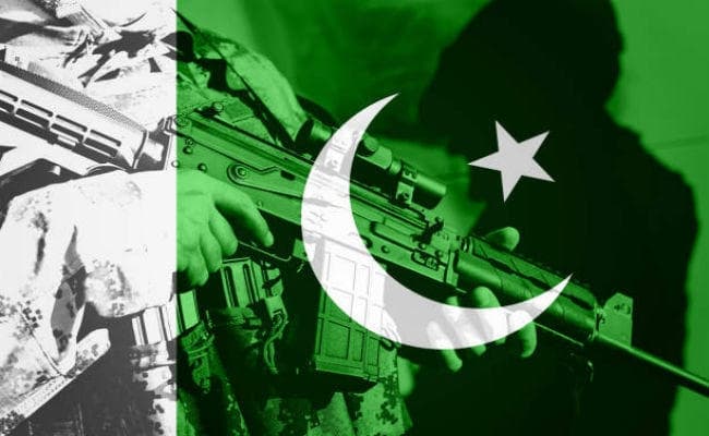PAK की कंगाली का आलम- 43 देशों की GDP के बराबर कर्ज PAK की कंगाली का आलम- 43 देशों की GDP के बराबर कर्ज