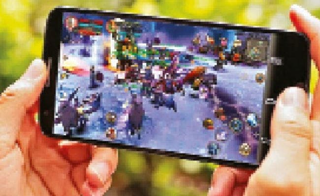 सेक्स वीडियो की नकल में चली गयी जान