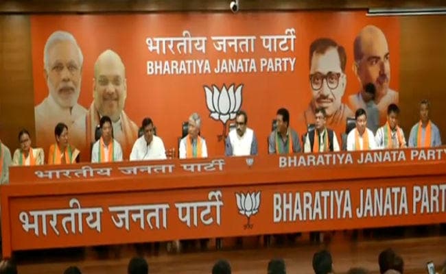 एसडीएफ के 10 विधायक भाजपा में हुए शामिल