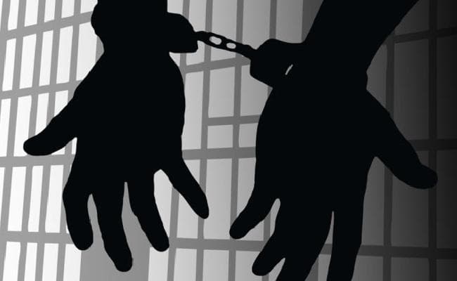 सेना भर्ती में आये फर्जी परीक्षार्थी पकड़े गये