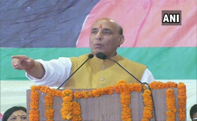 पाकिस्तान को रक्षा मंत्री राजनाथ सिंह ने चेताया, कहा- अब बात होगी तो पीओके पर