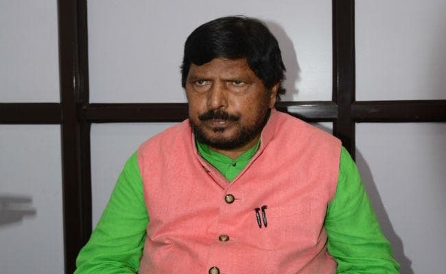 बोले मोदी के मंत्री आठवले- पीओके तो भारत का है, युद्ध करके लेंगे वापस