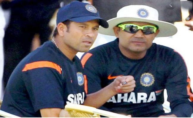 खेल जगत ने पीवी सिंधू को ऐतिहासिक सफलता के लिए बधाई दी