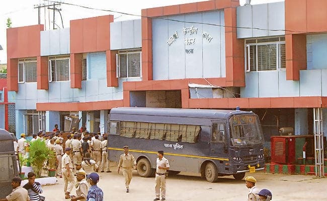 सुबह से ही बेऊर जेल के आसपास का इलाका छावनी में रहा तब्दील