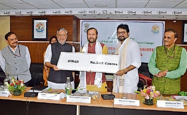 पटना : प्लास्टिक कैरी बैग पर देश में एक साथ लगे प्रतिबंध