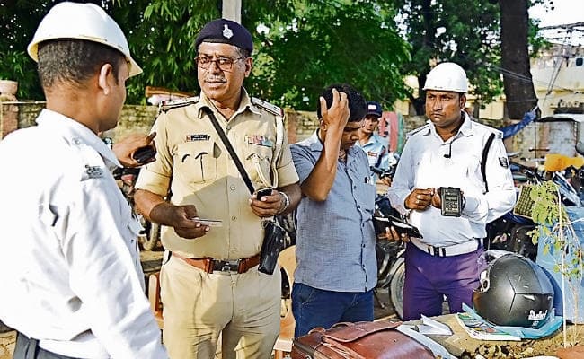 नया मोटर वाहन अधिनियम : अधिक जुर्माने की नहीं, जागरूकता की है जरूरत